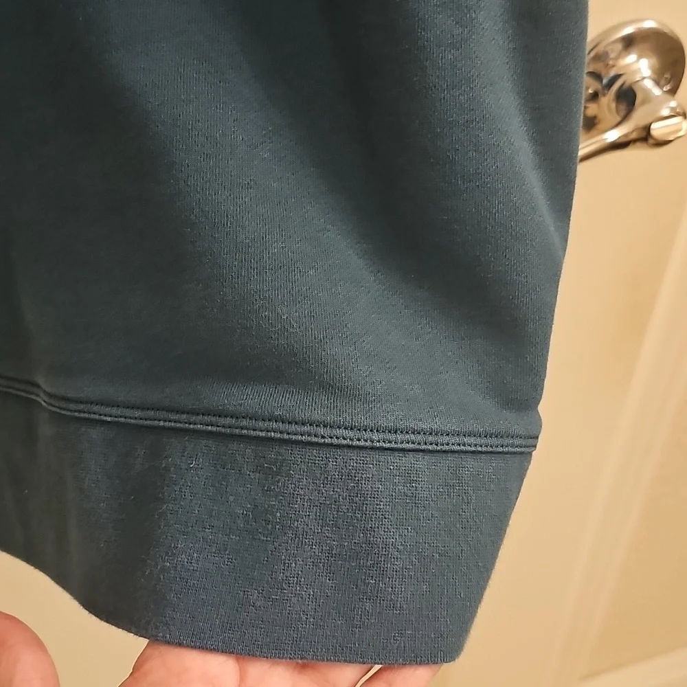 💙💚Lululemon Perfectly Oversized Blue Green Crewneck Sweatshirt